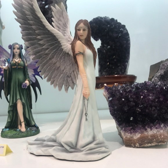 Meet your Posher, Jennifer - Picture 1 of 1